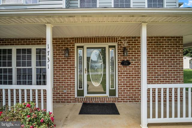 1731 ALLIGATOR REEF AVENUE, Chambersburg, PA 17202