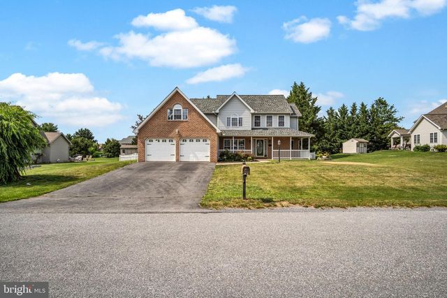 1731 ALLIGATOR REEF AVENUE, Chambersburg, PA 17202