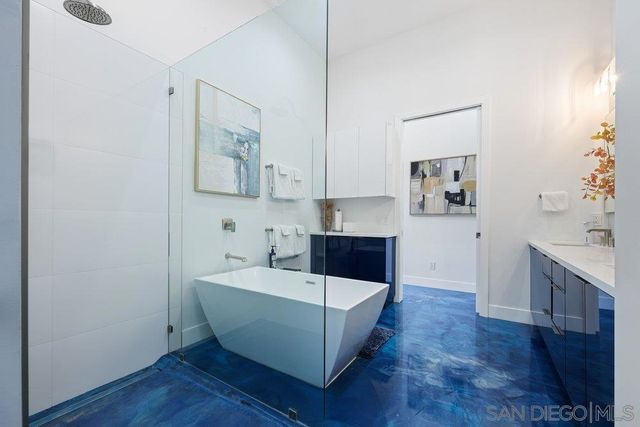 4545 Newport Ave, San Diego, CA 92107