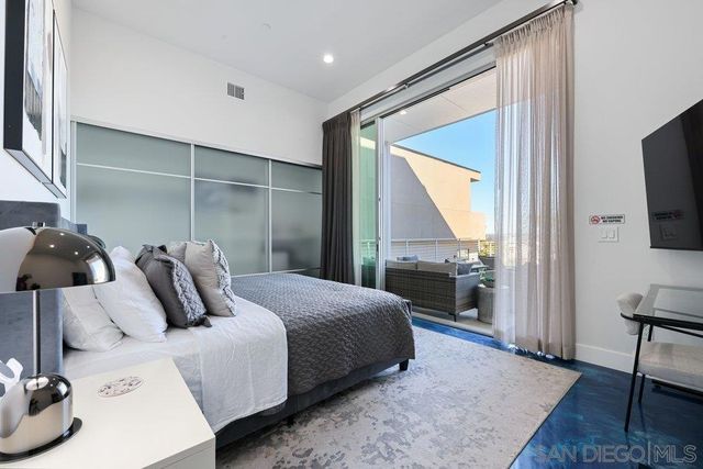 4545 Newport Ave, San Diego, CA 92107