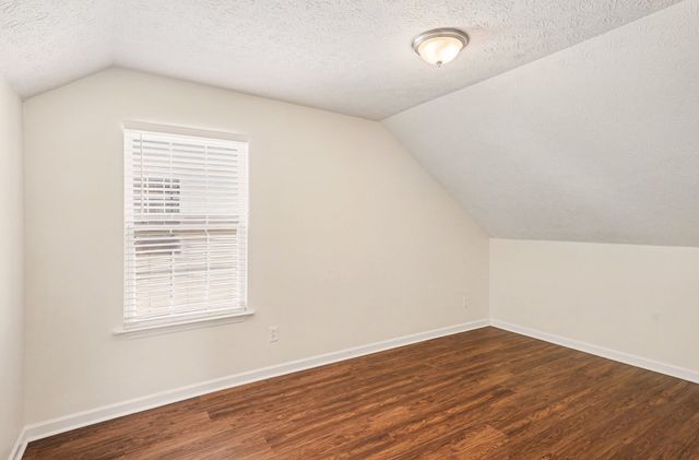 5112 Greer Station Dr, Hermitage, TN 37076