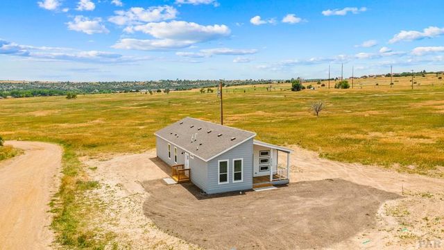 4828 Hicklin Dr, Colorado City, CO 81019