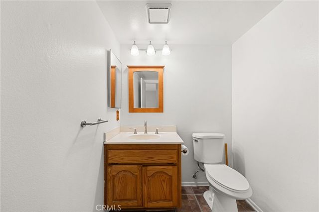 1435 W Cerritos 40, Anaheim, CA 92802