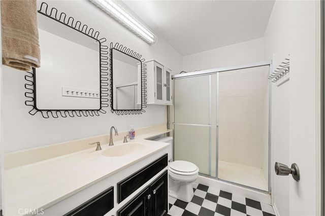 1435 W Cerritos 40, Anaheim, CA 92802