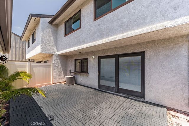 1435 W Cerritos 40, Anaheim, CA 92802