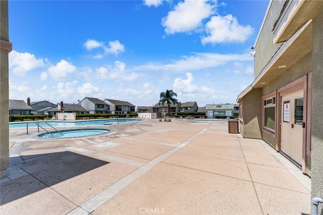 1435 W Cerritos 40, Anaheim, CA 92802