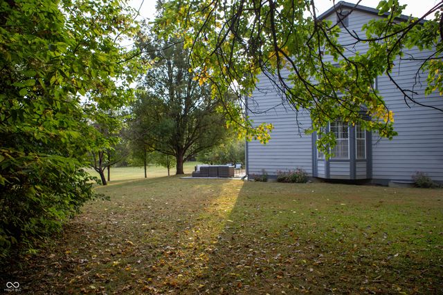 8754 Nora Woods Drive, Indianapolis, IN 46240