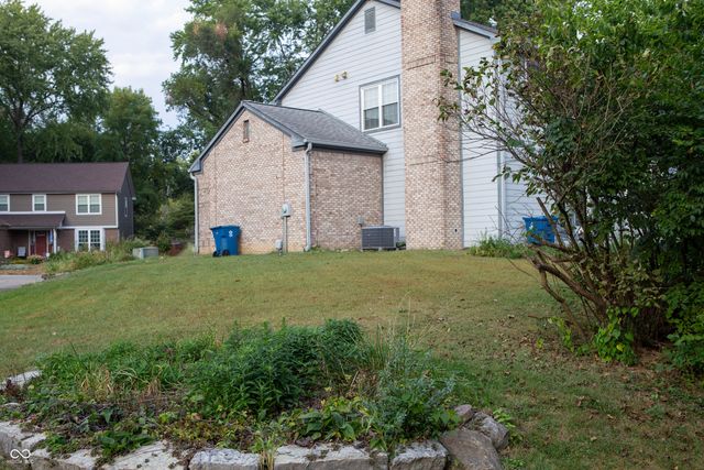 8754 Nora Woods Drive, Indianapolis, IN 46240