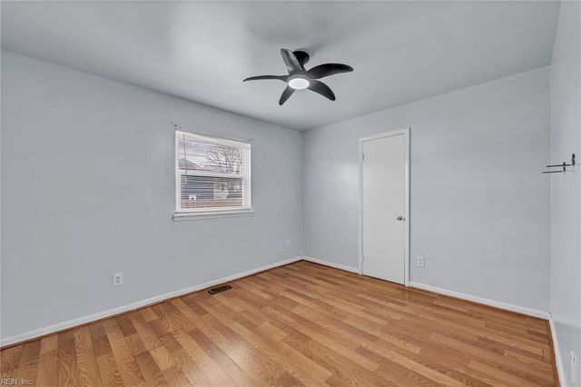 1042 25th ST, Newport News, VA 23607