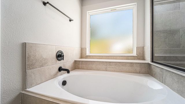 4520 Road 66112, Dayton, TX 77535