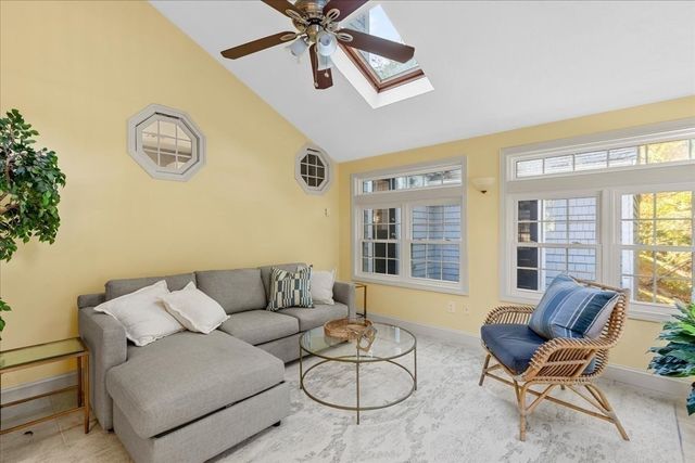 35 Myers Farm Rd, Hingham, MA 02043