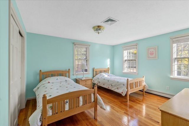 35 Myers Farm Rd, Hingham, MA 02043