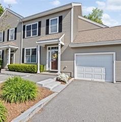 18 Evergreen Cir 18, Canton, MA 02021