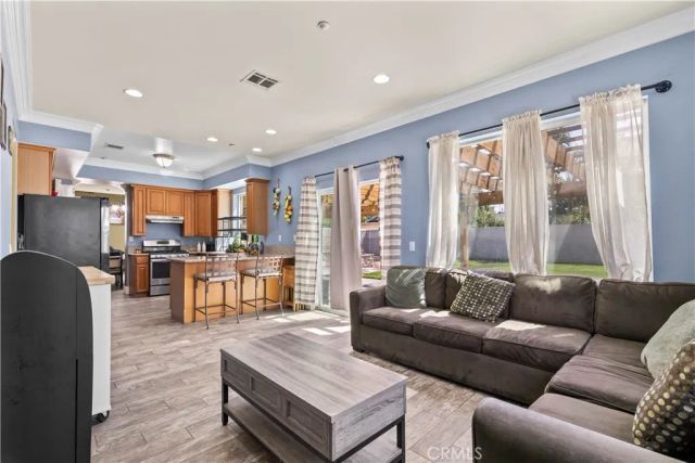 9289 Sycamore, Fontana, CA 92335
