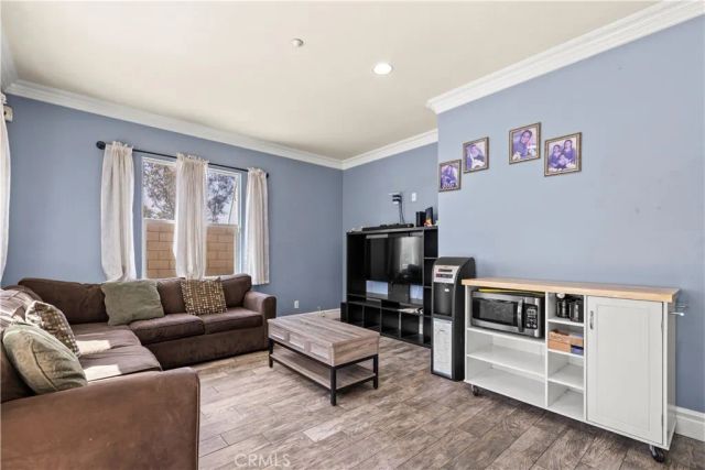 9289 Sycamore, Fontana, CA 92335