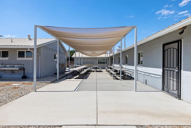 636 W Kern Street, Dinuba, CA 93618
