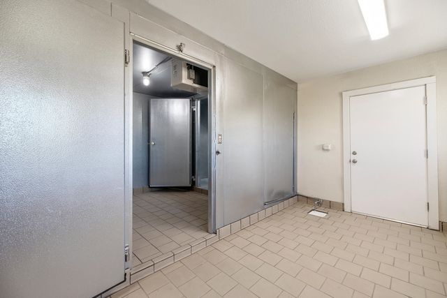 636 W Kern Street, Dinuba, CA 93618