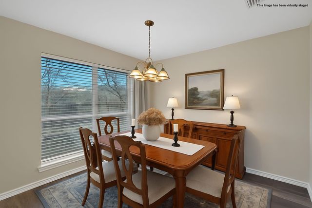 203 Shawnee Trail, Alvarado, TX 76009