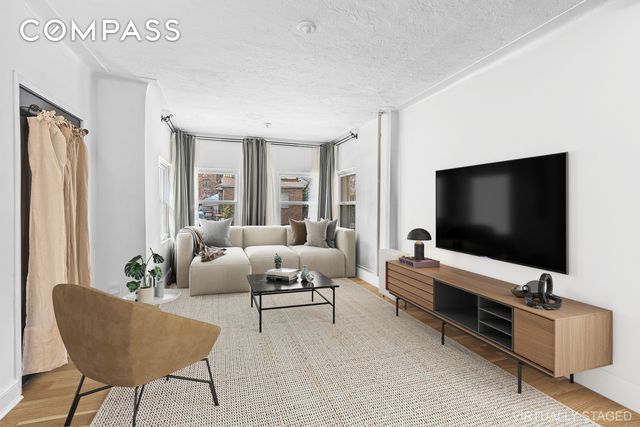 825 E 21st Street, New York City, NY 11210