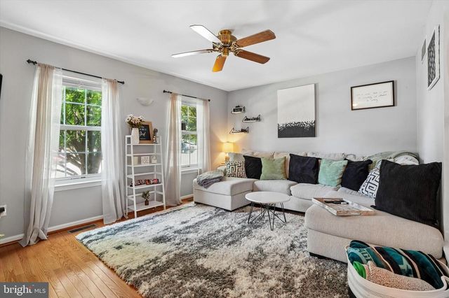 104 YORKSHIRE WAY, Hatboro, PA 19040