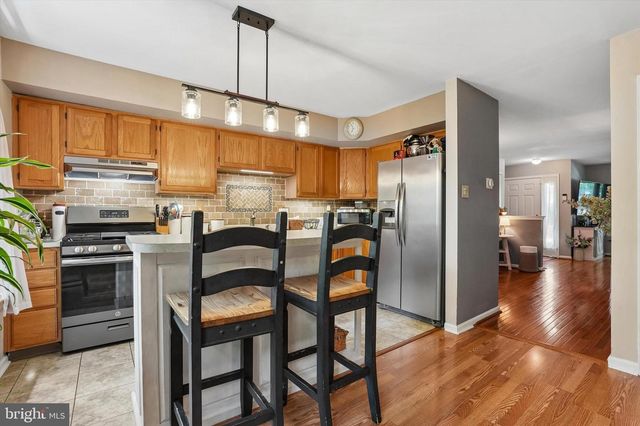 104 YORKSHIRE WAY, Hatboro, PA 19040