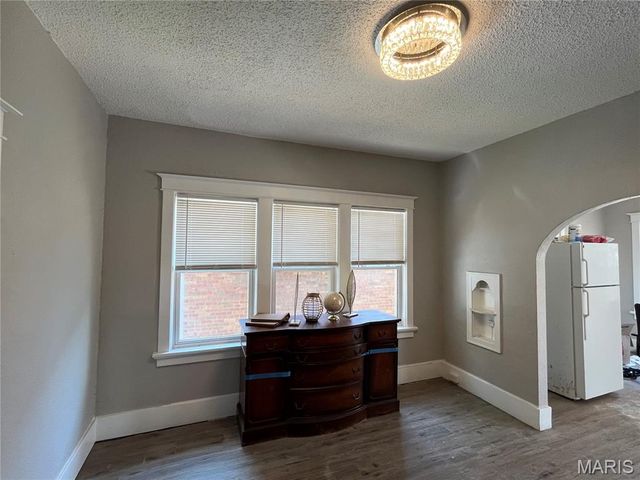 1001 Wall Street, St Louis, MO 63147