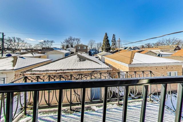 4238 N New England Avenue, Harwood Heights, IL 60706