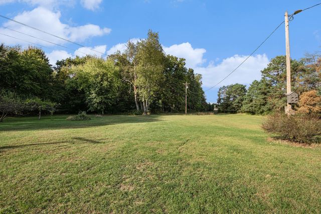 2985 Pine Lake Street, Howard Twp, MI 49120