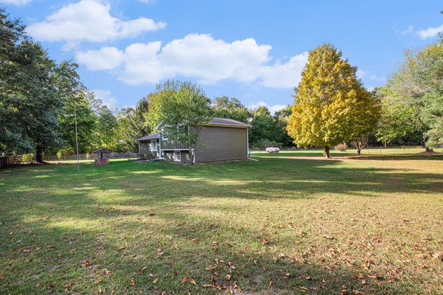 2985 Pine Lake Street, Howard Twp, MI 49120