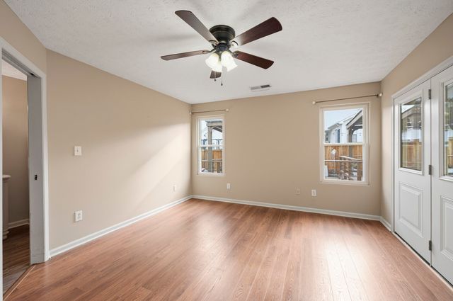 2917 Sandersville Road, Lexington, KY 40511