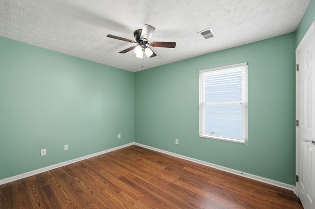 2917 Sandersville Road, Lexington, KY 40511