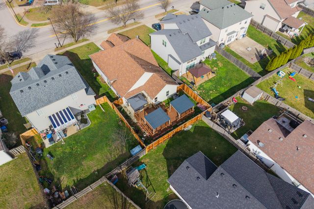 2917 Sandersville Road, Lexington, KY 40511