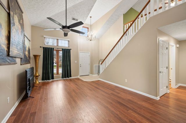 2917 Sandersville Road, Lexington, KY 40511