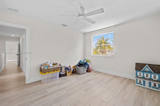 9547 SW 146th Pl, Miami, FL 33186