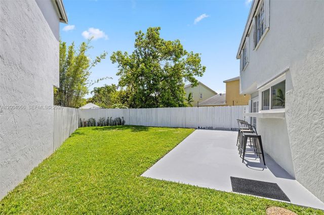 9547 SW 146th Pl, Miami, FL 33186