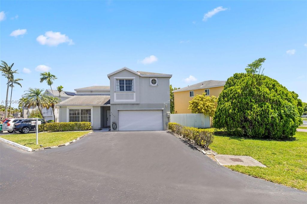 9547 SW 146th Pl, Miami, FL 33186