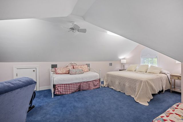 150 Dickey Rd, Ingram, TX 78024