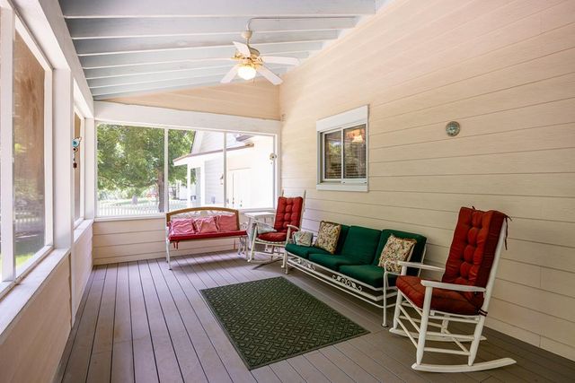 150 Dickey Rd, Ingram, TX 78024