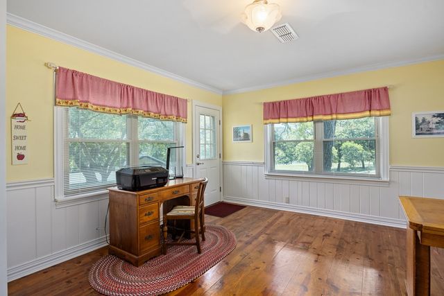 150 Dickey Rd, Ingram, TX 78024