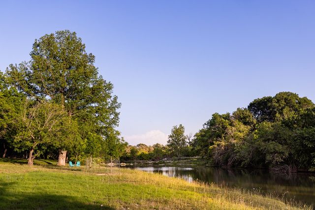 150 Dickey Rd, Ingram, TX 78024