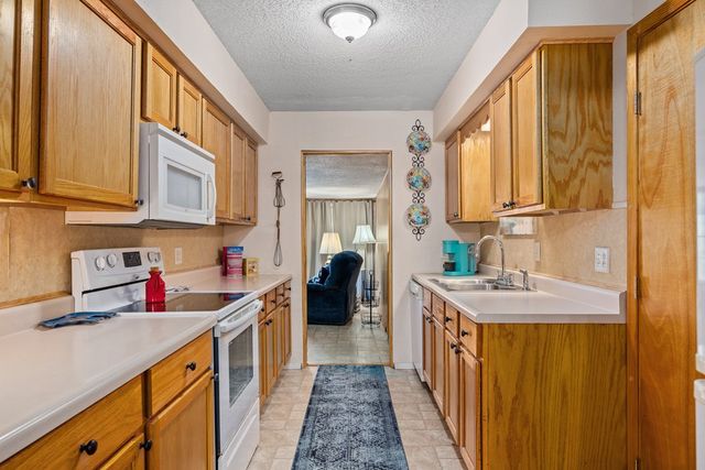 150 Dickey Rd, Ingram, TX 78024