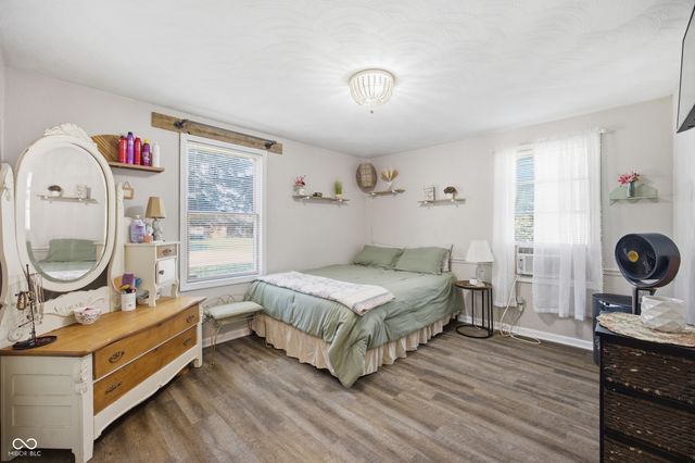 1517 E 43rd Street, Anderson, IN 46013