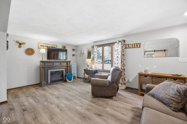 1517 E 43rd Street, Anderson, IN 46013