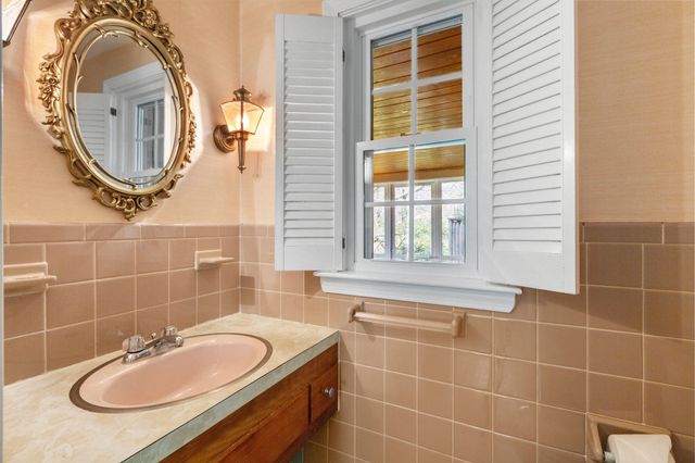 1230 Massasoit Road, Eastham, MA 02642