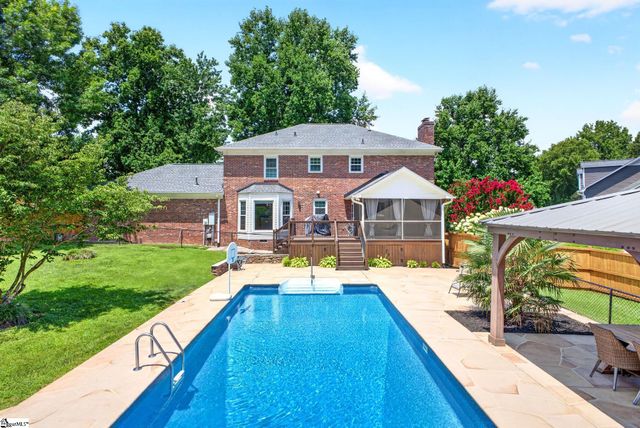 402 Eastcrest Drive, Simpsonville, SC 29681