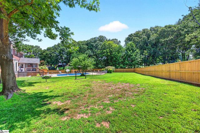 402 Eastcrest Drive, Simpsonville, SC 29681
