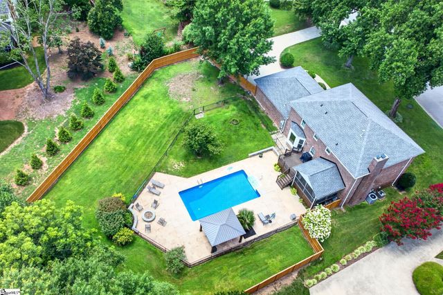 402 Eastcrest Drive, Simpsonville, SC 29681
