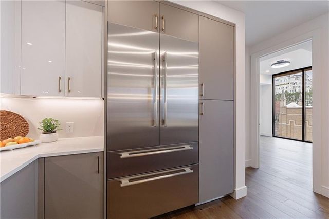 2425 Peachtree Road NE, Atlanta, GA 30305