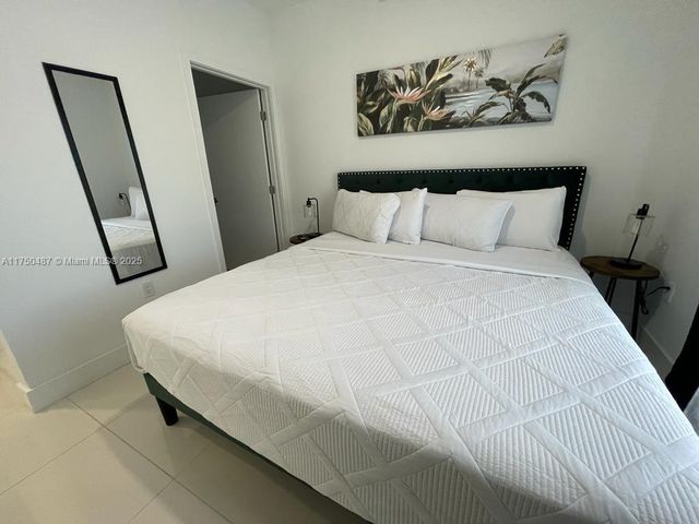 302 NW 11th Ct, Florida City, FL 33034