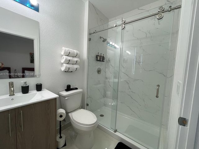 302 NW 11th Ct, Florida City, FL 33034